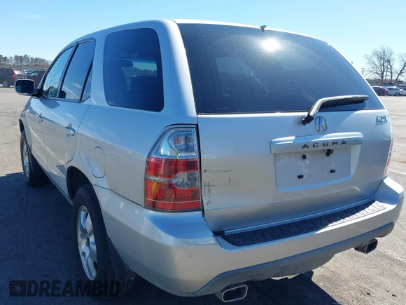 2005 Acura MDX with VIN 2HNYD18205H540383, listed as a IAAI auction lot 41805243 with 214,971 mi miles. Bid and sale history available at carsss.com. Image 3.