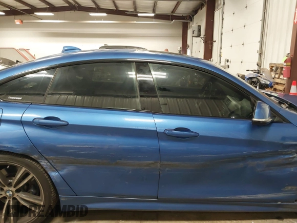 2015 BMW 4 Series 435i xDrive с VIN WBA4B3C52FD670264, выставлен на аукционе IAAI как лот 41391128 с пробегом 106 051 миль миль и . История ставок и продаж доступна на DreamBid. Изображение 13.