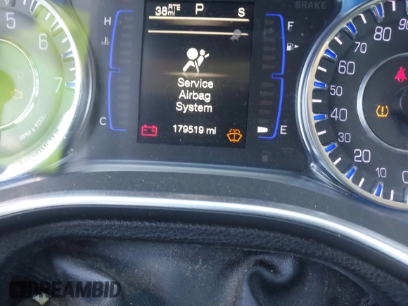 2016 Chrysler 200 Limited with VIN 1C3CCCAB4GN143783, listed as a IAAI auction lot 41666658 with 179,519 mi miles. Bid and sale history available at carsss.com. Image 15.