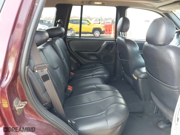 2001 Jeep Grand Cherokee Laredo with VIN 1J4GW48SX1C508609, listed as a IAAI auction lot 41780729 with 144,796 mi miles. Bid and sale history available at carsss.com. Image 8.