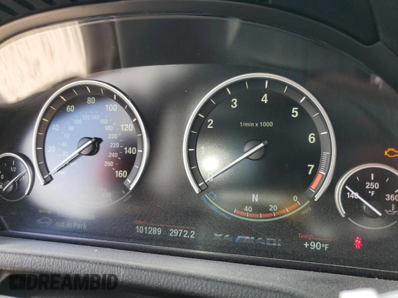 2017 BMW X4 M40i with VIN 5UXXW7C51H0U25766, listed as a Copart auction lot 77749324 with 101,289 mi miles and Salvage Title. Bid and sale history available at carsss.com. Image 9.