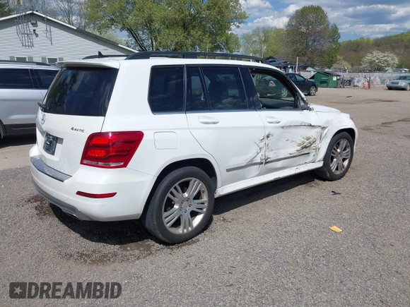 2014 Mercedes-Benz GLK 350 with VIN WDCGG8JB4EG310508, listed as a IAAI auction lot 42113403 with 125,859 mi miles and . Bid and sale history available at DreamBid. Image 4.