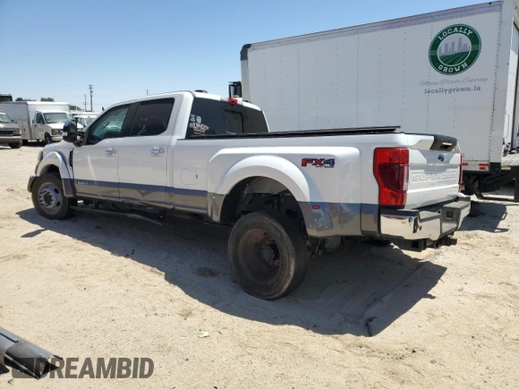 2021 Ford F-450 XL with VIN 1FT8W4DTXMED30296, listed as a Copart auction lot 58483974 with 25,593 mi miles and Salvage title. Bid and sale history available at DreamBid. Image 3.