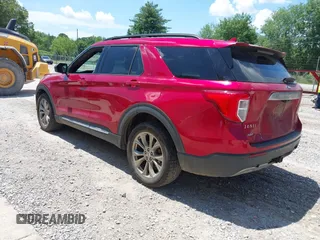 2020 Ford Explorer XLT z VIN 1FMSK8DH4LGA57214, wystawiony jako IAAI lot #42198256 z przebiegiem 136 149 mil mil oraz . Historia ofert i sprzedaży dostępna na DreamBid. Obrazek 3.