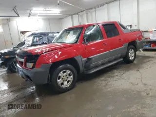 2002 Chevrolet Avalanche with VIN 3GNEC13T82G127464, listed as a Copart auction lot 74118214 with 195,273 mi miles and Salvage Title. Bid and sale history available at carsss.com. Image 1.