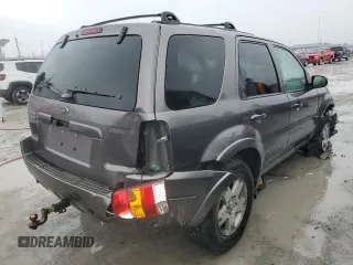 2003 Ford Escape Limited with VIN 1FMCU94133KC26627, listed as a Copart auction lot 45505944 with 154,952 mi miles and Salvage Title. Bid and sale history available at carsss.com. Image 3.