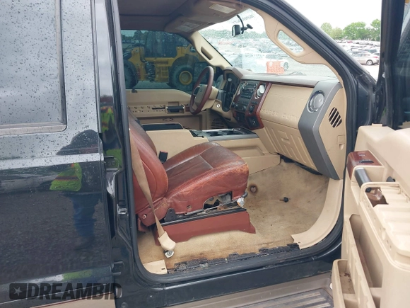 2011 Ford F-250 XL with VIN 1FT7W2BT7BEA07212, listed as a IAAI auction lot 42173034 with 267,708 mi miles and . Bid and sale history available at DreamBid. Image 5.