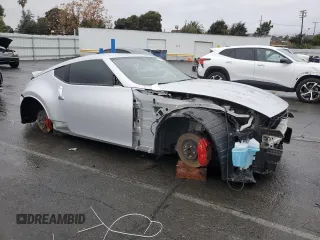 2017 Nissan 370Z Touring with VIN JN1AZ4EH1HM950052, listed as a Copart auction lot 82122764 with 0 mi miles and Non Repairable. Bid and sale history available at carsss.com. Image 4.