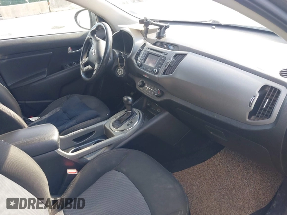 2015 Kia Sportage LX with VIN KNDPBCAC9F7671332, listed as a IAAI auction lot 41595834 with 146,535 mi miles and . Bid and sale history available at carsss.com. Image 5.