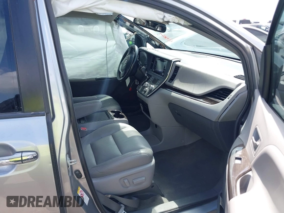 2018 Toyota Sienna XLE Auto Access Seat with VIN 5TDYZ3DC3JS919973, listed as a IAAI auction lot 41788544 with 114,828 mi miles and . Bid and sale history available at DreamBid. Image 5.