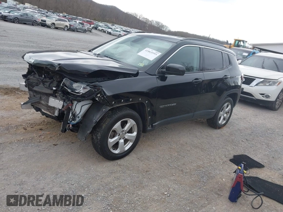 2019 Jeep Compass Latitude with VIN 3C4NJDBB1KT754314, listed as a IAAI auction lot 41869595 with 65,162 mi miles. Bid and sale history available at carsss.com. Image 17.