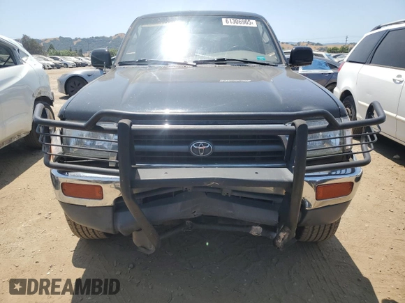 1998 Toyota 4Runner SR5 с VIN JT3GN86R2W0068947, выставлен на аукционе Copart как лот 61306905 с пробегом 205 753 миль миль и Списание • Salvage title. История ставок и продаж доступна на DreamBid. Изображение 5.