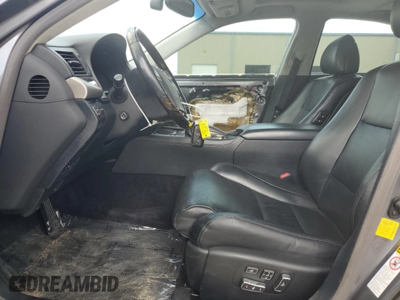 2013 Lexus LS 460 z VIN JTHBL1EF1D5116477, wystawiony jako Copart lot #50889915 z przebiegiem 148 646 mil mil oraz Szkoda całkowita • Salvage title. Historia ofert i sprzedaży dostępna na DreamBid. Obrazek 7.