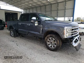 2024 Ford F-250 XL z VIN 1FT8W2BT7RED61911, wystawiony jako Copart lot #52727725 z przebiegiem 32 150 mil mil oraz Szkoda całkowita • Salvage title. Historia ofert i sprzedaży dostępna na DreamBid. Obrazek 4.