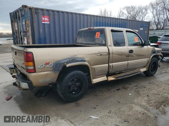 2000 Chevrolet Silverado 1500 LS with VIN 2GCEK19T3Y1318200, listed as a Copart auction lot 53911615 with 230,358 mi miles and Non Repairable. Bid and sale history available at carsss.com. Image 3.