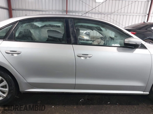 2014 Volkswagen Passat S with VIN 1VWAT7A33EC104563, listed as a IAAI auction lot 42471984 with 122,926 mi miles and . Bid and sale history available at DreamBid. Image 14.