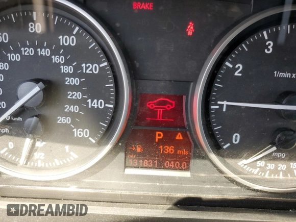 2015 BMW X1 xDrive28i z VIN WBAVL1C59FVY32553, wystawiony jako Copart lot #56513435 z przebiegiem 131 831 mil mil oraz Szkoda całkowita • Salvage title. Historia ofert i sprzedaży dostępna na DreamBid. Obrazek 9.