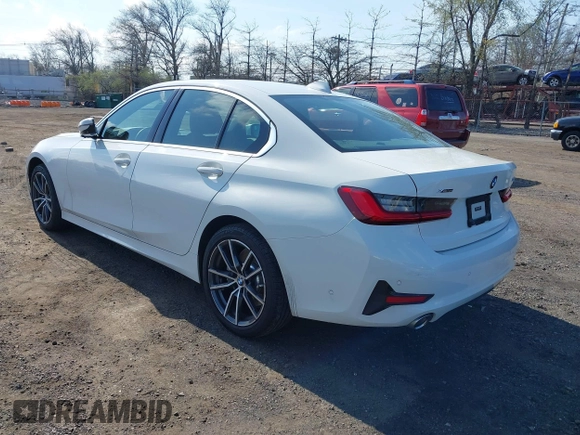 2020 BMW 3 Series 330i xDrive with VIN 3MW5R7J08L8B09946, listed as a IAAI auction lot 41989250 with 33,921 mi miles and . Bid and sale history available at DreamBid. Image 3.
