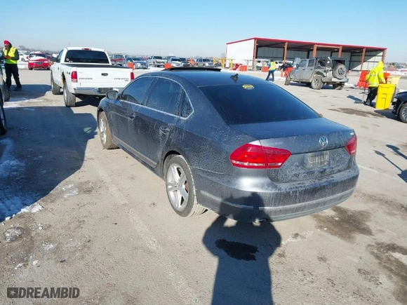 2013 Volkswagen Passat TDI SE w/Sunroof with VIN 1VWBN7A35DC136332, listed as a IAAI auction lot 41639915 with 119,310 mi miles. Bid and sale history available at carsss.com. Image 3.