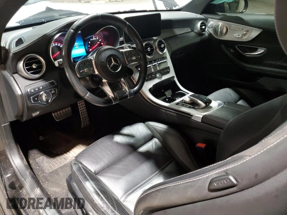 2019 Mercedes-Benz C 63 S AMG z VIN WDDWJ8HB7KF868420, wystawiony jako Copart lot #68820483 z przebiegiem 29 520 mil mil oraz . Historia ofert i sprzedaży dostępna na DreamBid. Obrazek 8.
