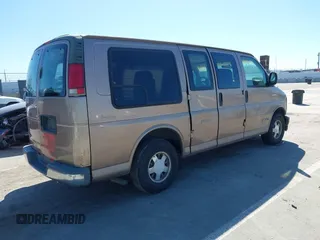 1999 GMC Savana Cargo Van YF7 with VIN 1GDFG15M6X1153246, listed as a IAAI auction lot 41820843 with 258,522 mi miles. Bid and sale history available at carsss.com. Image 4.