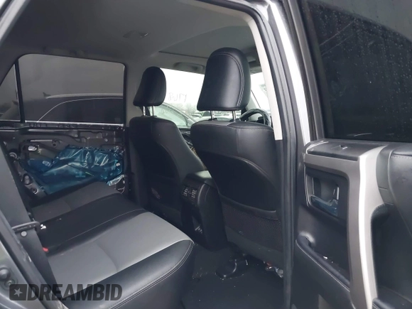 2020 Toyota 4Runner SR5 with VIN JTEBU5JR2L5779671, listed as a IAAI auction lot 41572359 with 87,458 mi miles and . Bid and sale history available at DreamBid. Image 8.