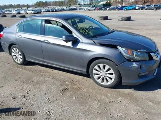 2014 Honda Accord Sedan EX-L with VIN 1HGCR3F83EA002443, listed as a IAAI auction lot 41690371 with 71,300 mi miles. Bid and sale history available at carsss.com. Image 1.