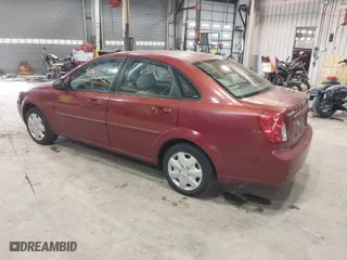 2007 Suzuki Forenza with VIN KL5JD56Z47K599789, listed as a IAAI auction lot 41747725 with 145,029 mi miles. Bid and sale history available at carsss.com. Image 3.
