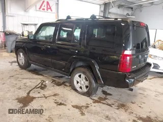 2006 Jeep Commander z VIN 1J8HG48K36C268732, wystawiony jako IAAI lot #42285260 z przebiegiem 215 512 mil mil oraz . Historia ofert i sprzedaży dostępna na DreamBid. Obrazek 3.