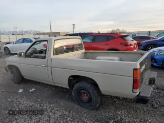 1986 Nissan Hardbody E z VIN JN6ND11S1GW037479, wystawiony jako Copart lot #81775934 z przebiegiem 389 841 mil mil oraz Szkody całkowita. Historia ofert i sprzedaży dostępna na DreamBid. Obrazek 2.