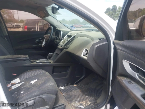 2010 Chevrolet Equinox LT w/1LT with VIN 2CNALDEWXA6261544, listed as a IAAI auction lot 41896781 with 165,229 mi miles. Bid and sale history available at carsss.com. Image 5.