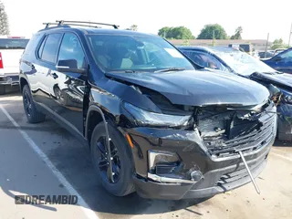 2023 Chevrolet Traverse LT Cloth z VIN 1GNEVGKW9PJ296374, wystawiony jako IAAI lot #42153682 z przebiegiem 39 965 mil mil oraz . Historia ofert i sprzedaży dostępna na DreamBid. Obrazek 1.