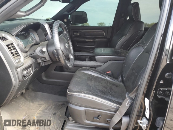 2020 Ram 2500 Limited z VIN 3C6UR5SL1LG109666, wystawiony jako Copart lot #52111515 z przebiegiem 48 068 mil mil oraz Szkoda całkowita • Salvage title. Historia ofert i sprzedaży dostępna na DreamBid. Obrazek 7.
