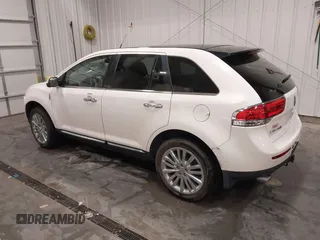2011 Lincoln MKX with VIN 2LMDJ8JKXBBJ34612, listed as a IAAI auction lot 41775743 with 137,810 mi miles and . Bid and sale history available at DreamBid. Image 3.