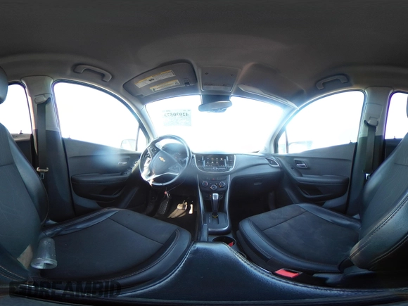 2019 Chevrolet Trax LT with VIN KL7CJPSB9KB810930, listed as a IAAI auction lot 42030573 with 59,259 mi miles. Bid and sale history available at carsss.com. Image 19.