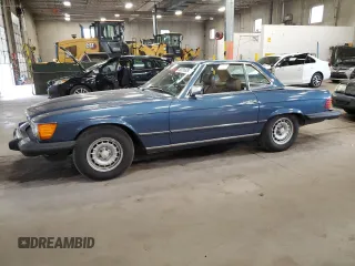 1983 Mercedes-Benz 380 with VIN WDBBA45A6DB024682, listed as a Copart auction lot 68236934 with 212,545 mi miles and Clean Title. Bid and sale history available at carsss.com. Image 1.