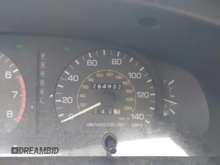 1993 Toyota Camry LE z VIN 4T1SK12E0PU290398, wystawiony jako IAAI lot #42032664 z przebiegiem 264 922 mil mil oraz . Historia ofert i sprzedaży dostępna na DreamBid. Obrazek 15.