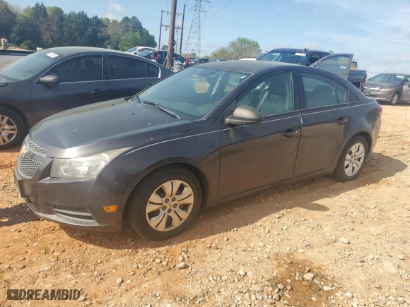 2014 Chevrolet Cruze LS with VIN 1G1PA5SG8E7483036, listed as a Copart auction lot 52026115 with 113,243 mi miles and Clean Title. Bid and sale history available at carsss.com. Image 1.