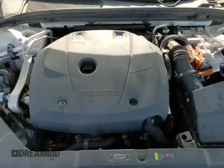 2022 Volvo S60 R-Design с VIN 7JRBR0FM9NG175811, выставлен на аукционе Copart как лот 52122245 с пробегом 35 122 миль миль и Чистый • Clean title. История ставок и продаж доступна на DreamBid. Изображение 13.
