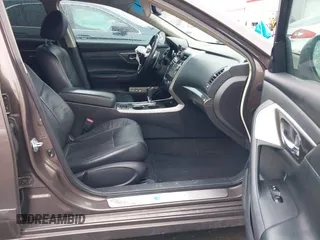 2013 Nissan Altima SV with VIN 1N4BL3AP4DC922343, listed as a IAAI auction lot 41746608 with 185,240 mi miles and . Bid and sale history available at DreamBid. Image 5.