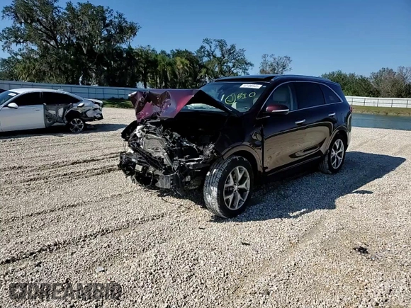 2017 Kia Sorento SXL z VIN 5XYPK4A51HG314269, wystawiony jako Copart lot #42186945 z przebiegiem Nie podano mil oraz Szkoda całkowita • Salvage title. Historia ofert i sprzedaży dostępna na DreamBid. Obrazek 11.