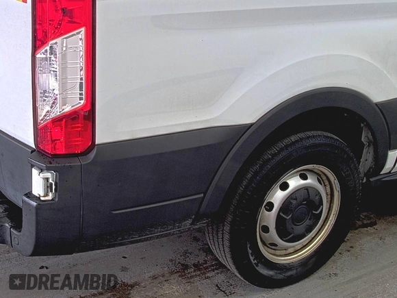 2019 Ford Transit with VIN 1FTYE1YM0KKB31938, listed as a IAAI auction lot 42667322 with 196,239 mi miles and . Bid and sale history available at DreamBid. Image 31.