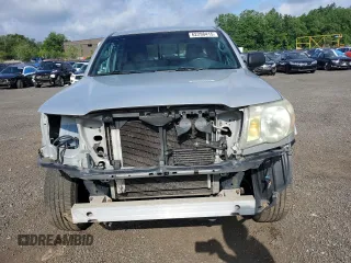 2006 Toyota Tacoma with VIN 5TEMU52N16Z208425, listed as a Copart auction lot 62298415 with 204,676 mi miles and Salvage title. Bid and sale history available at DreamBid. Image 5.