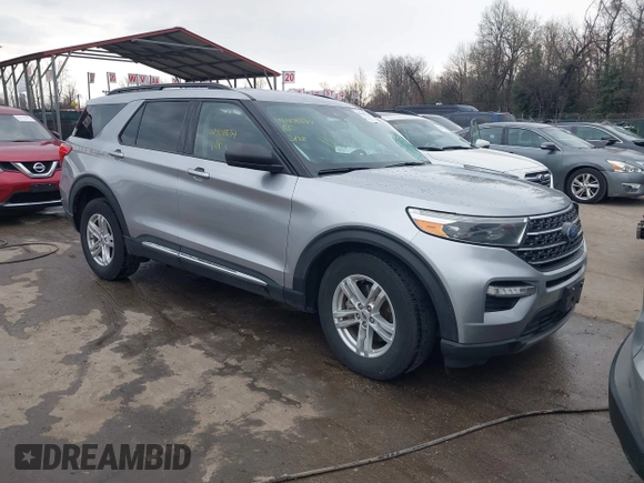 2021 Ford Explorer XLT with VIN 1FMSK8DH6MGC50773, listed as a IAAI auction lot 41908834 with 106,688 mi miles. Bid and sale history available at carsss.com. Image 1.
