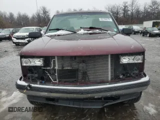 1995 GMC Sierra 1500 z VIN 2GTEK19K2S1542315, wystawiony jako Copart lot #42764275 z przebiegiem 305 402 mil mil oraz Szkody całkowita. Historia ofert i sprzedaży dostępna na DreamBid. Obrazek 5.