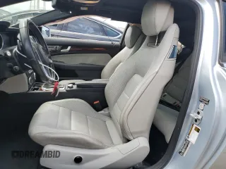 2015 Mercedes-Benz C 350 with VIN WDDGJ8JB6FG401746, listed as a Copart auction lot 62316664 with 141,594 mi miles and Salvage title. Bid and sale history available at DreamBid. Image 7.