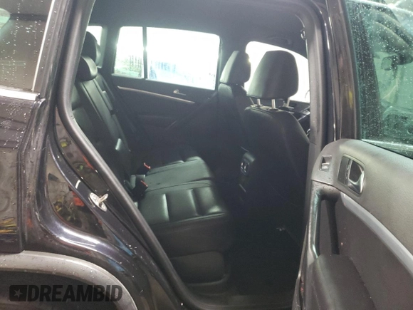 2016 Volkswagen Tiguan R-Line with VIN WVGBV7AX8GW609256, listed as a Copart auction lot 85888204 with 93,165 mi miles and Salvage Title. Bid and sale history available at DreamBid. Image 10.