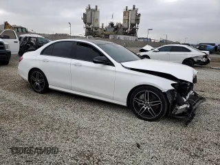 2020 Mercedes-Benz E-Class E 350 with VIN WDDZF8DB6LA701257, listed as a Copart auction lot 43832105 with 37,601 mi miles and Salvage Title. Bid and sale history available at carsss.com. Image 4.