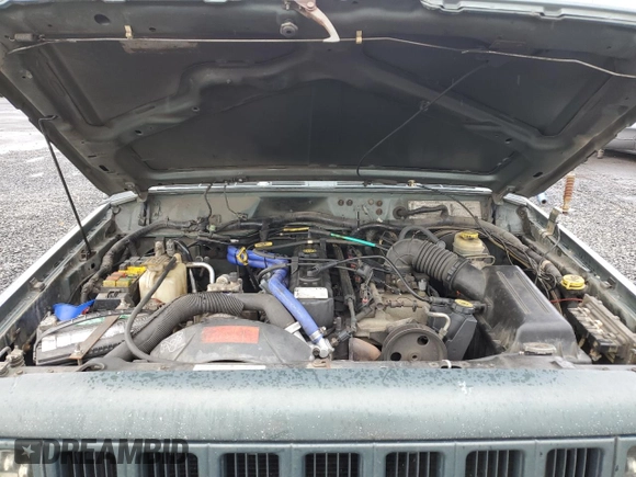 2000 Jeep Cherokee Classic with VIN 1J4FF58S3YL104384, listed as a Copart auction lot 46645415 with 253,730 mi miles and Salvage Title. Bid and sale history available at carsss.com. Image 11.
