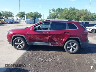 2020 Jeep Cherokee Limited with VIN 1C4PJMDX5LD567098, listed as a IAAI auction lot 42518932 with 46,177 mi miles and . Bid and sale history available at DreamBid. Image 14.
